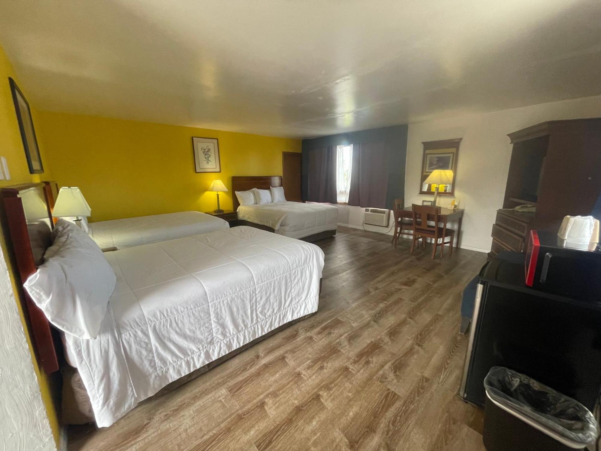 Motel Oasis Moses Lake Exterior photo