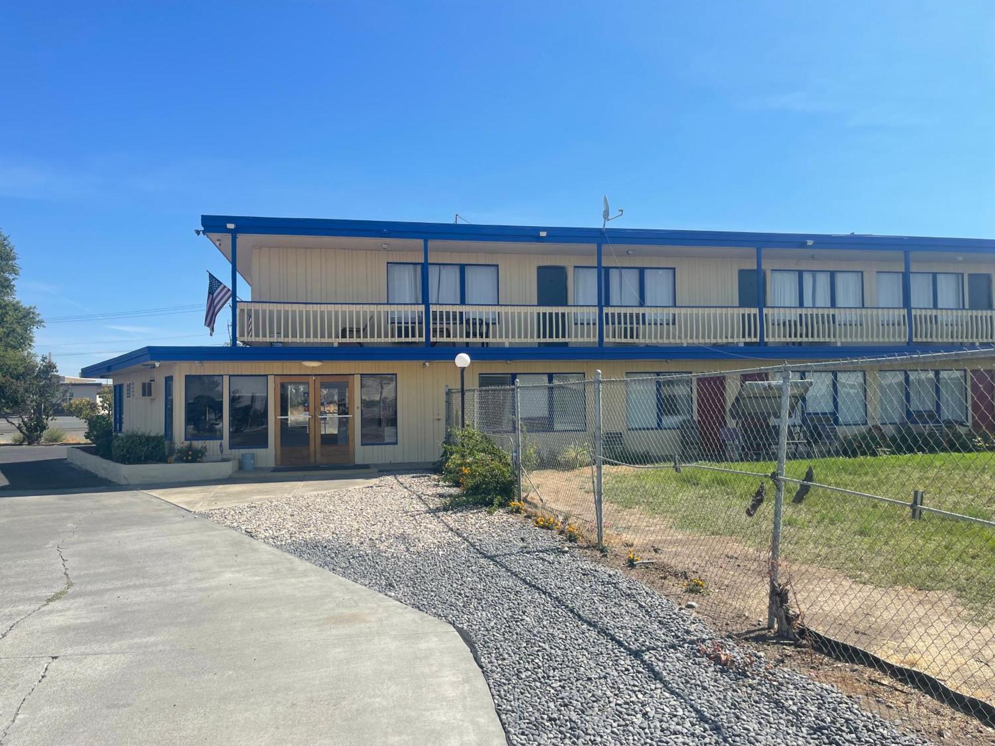 Motel Oasis Moses Lake Exterior photo