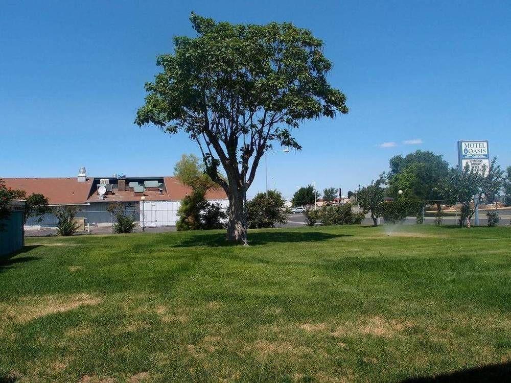 Motel Oasis Moses Lake Exterior photo