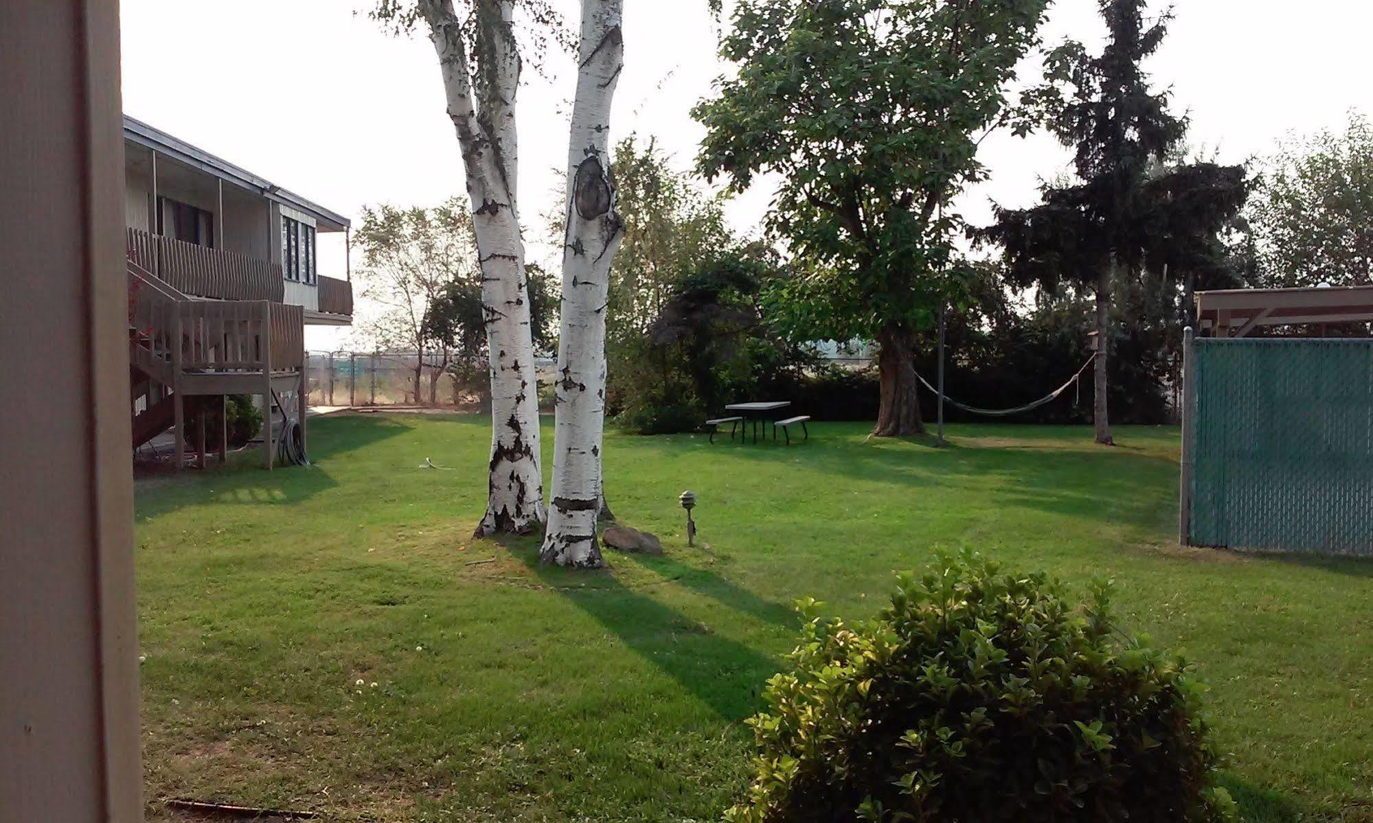 Motel Oasis Moses Lake Exterior photo