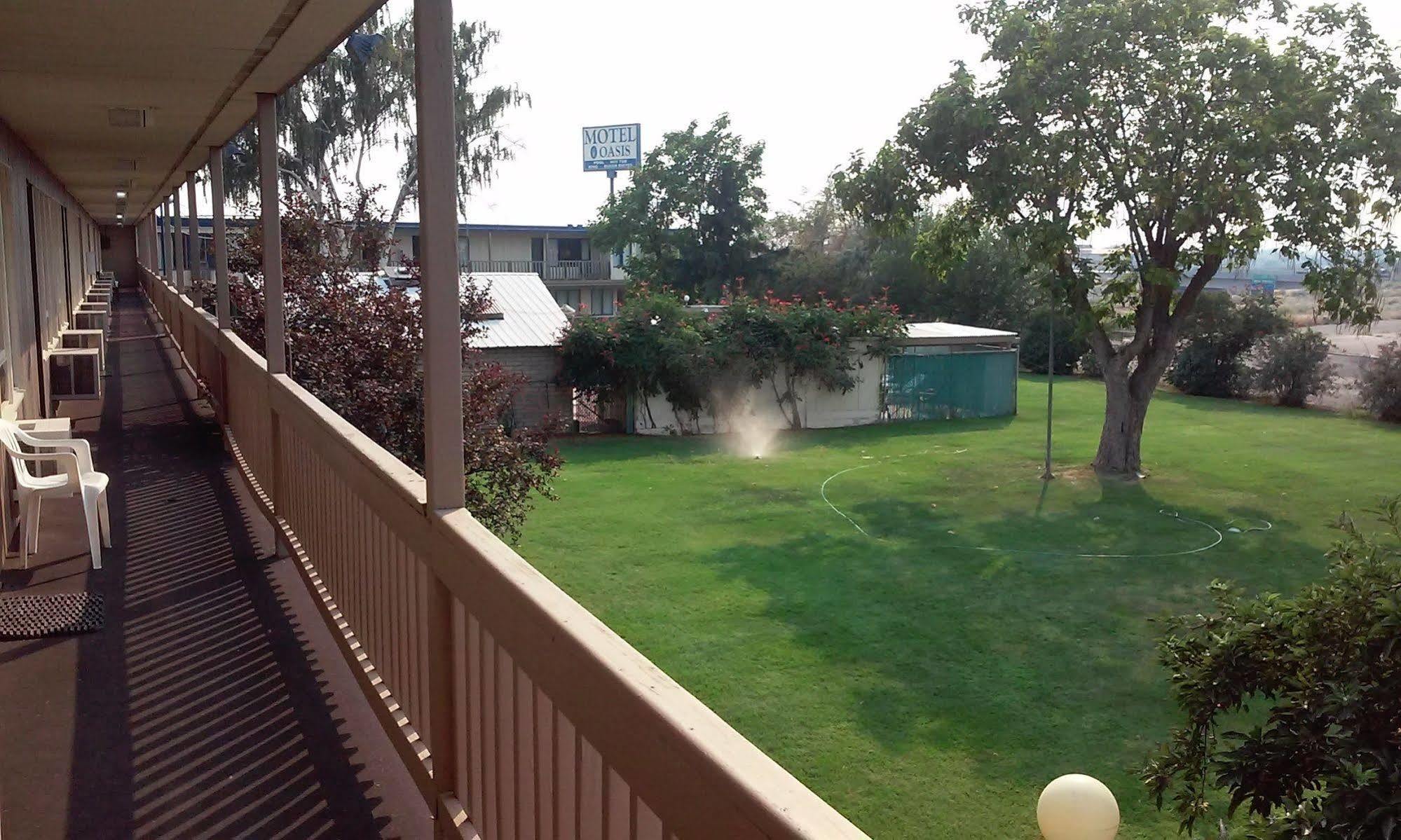 Motel Oasis Moses Lake Exterior photo