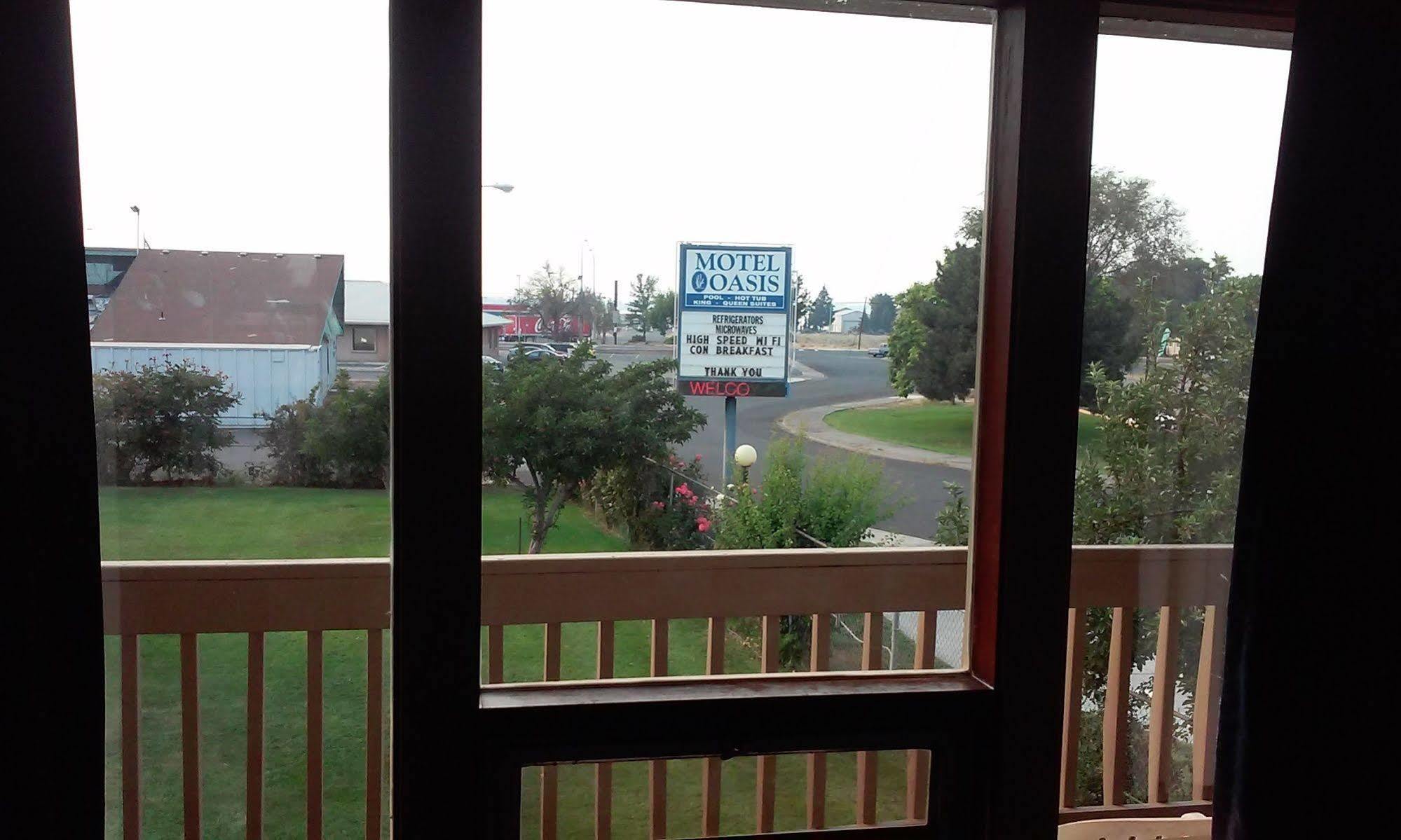 Motel Oasis Moses Lake Exterior photo